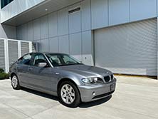 2004 BMW 325i Gallery