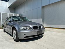 2004 BMW 325i Gallery