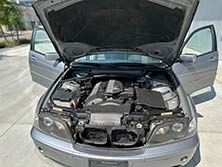 2004 BMW 325i Gallery