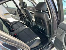 2006 BMW 330i Gallery